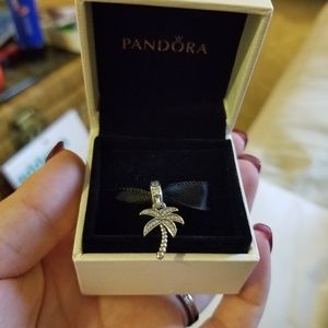 Pandora palm tree charm